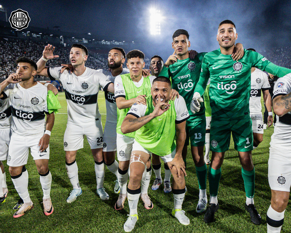 Paliza franjeada en Sajonia: El Decano goleó 3-0 a Cerro Porteño - trece