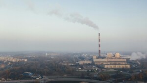 Niveles de CO2 siguen subiendo y "nos condenan a años de subida de temperaturas"