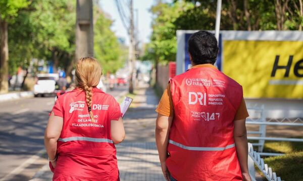 Ministerio paraguayo acompa帽a a la polic铆a para proteger a ni帽os de controles en estadios