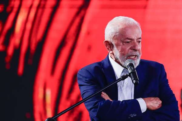 El presidente Lula evita viajar en avión: lo que se sabe de su salud tras un accidente doméstico - Mundo - ABC Color