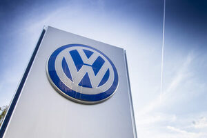 Volkswagen planea cerrar tres f谩bricas en Alemania