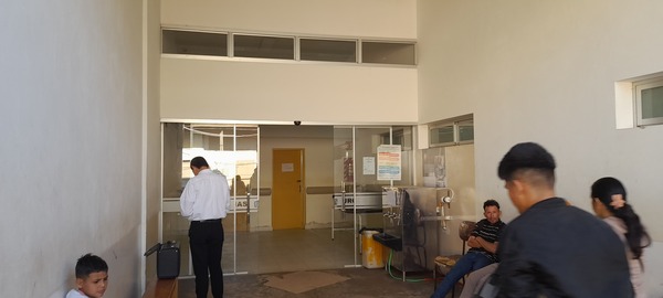 El Hospital Regional de Encarnación enfrenta colapso en Urgencias por alta demanda