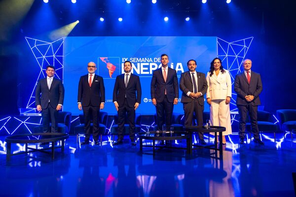 Inicia la IX Semana de la Energía en Paraguay con enfoque en energías renovables y transición energética - El Trueno