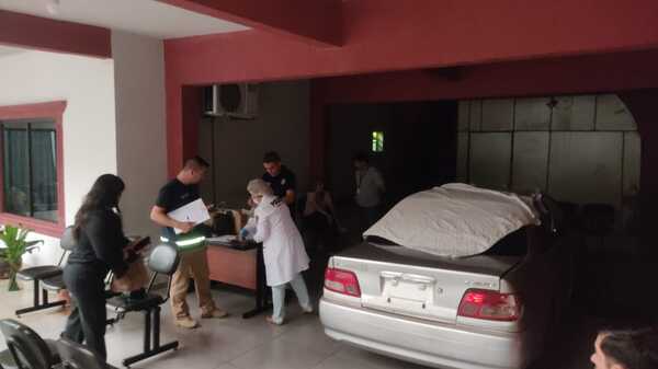 Peritan automóvil de un procesado como sospechado de feminicidio - La Clave