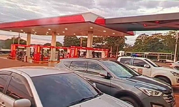Encapuchados asaltan y llevan dinero de una estación de servicios en Ciudad del Este – Prensa 5