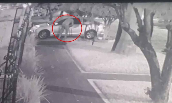 Hurtaron un automóvil del barrio Azucena de Coronel Oviedo – Prensa 5