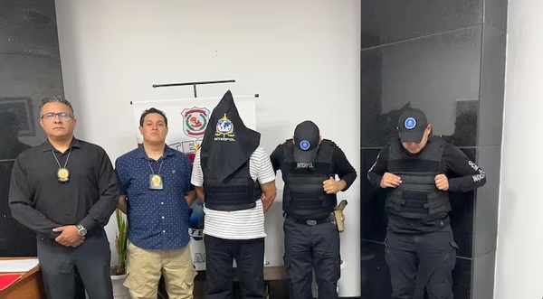 Piloto boliviano trasladado a su país para cumplir condena por tráfico de drogas