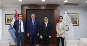 La Nación / Fiscal general expuso acciones ante supuesto atentado contra intendente argentino
