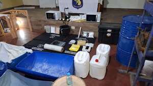 Gobierno dice que en Paraguay no se produce cocaína, pero la Policía halló equipado laboratorio en Nueva Italia - Policiales - ABC Color