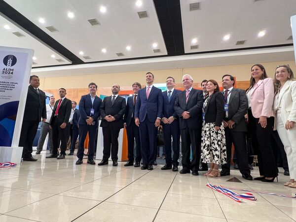 Peña destaca que Paraguay quiere ser el centro de la integración productiva de la región | Locales | 5Días