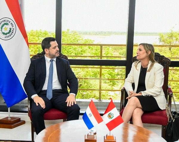 Latorre y legisladora del Perú conversaron sobre importancia de integración - ADN Digital