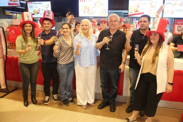 KFC celebra 10 años en Paraguay y proyecta duplicar su cantidad de locales | Locales | 5Días