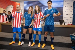 Puma presenta nuevo kit albirrojo | Deportes | 5Días