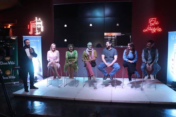 Obra “Mientras hay Señal” asegura risas y drama al público | Cultura y Espectáculos | 5Días