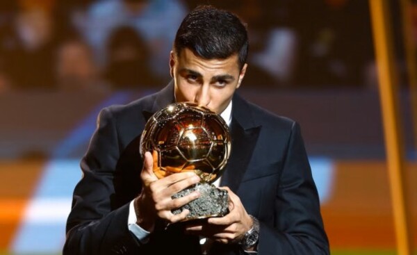 Rodri ganó el Balón de Oro al mejor futbolista del mundo