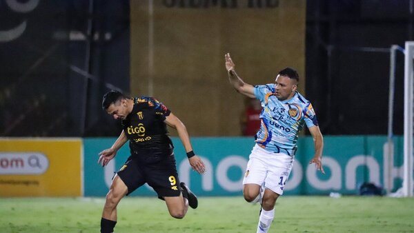Espectacular reacción de Luqueño para llevarse un punto de Dos Bocas