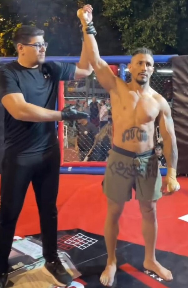 El Pitbull Armoa fue el ganador de la lucha estelar del "Figthers Cage II"