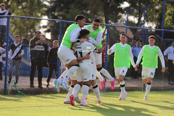 Versus / Olimpia asegura a una pieza clave por dos temporadas más