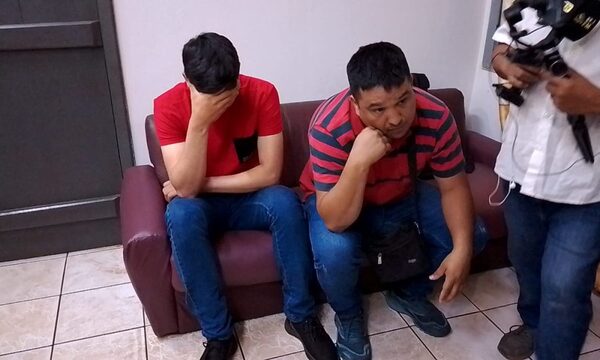 Supuestos policías roban 15 mil dólares en pleno microcentro de Ciudad del Este – Diario TNPRESS