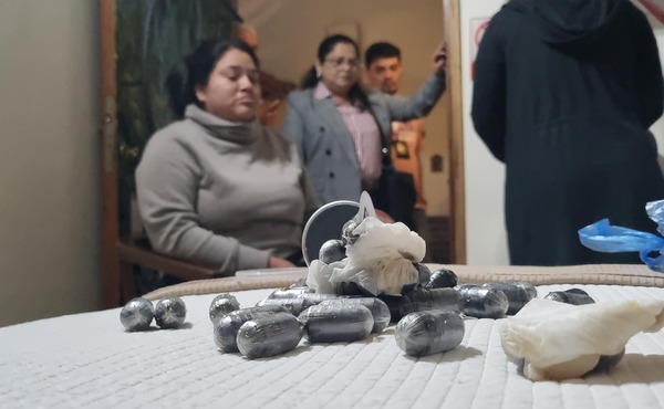 Capturan a "mulas" argentinas que pretendían viajar a España con drogas en el estómago - 1000 Noticias