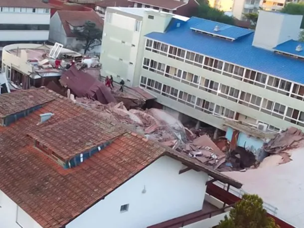 Argentina: se derrumbó parte de un hotel y bomberos buscan a personas desaparecidas - 1000 Noticias