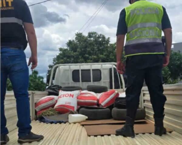 Brasileño aprehendido con mercadería de presunto contrabando