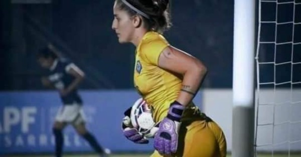 Arquera sexy se defiende de lío de amaños: “Yo no tengo nada que ver”