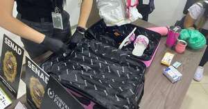 Diario HOY | Pasajera llevaba cocaína oculta en su maleta y fue descubierta en el aeropuerto
