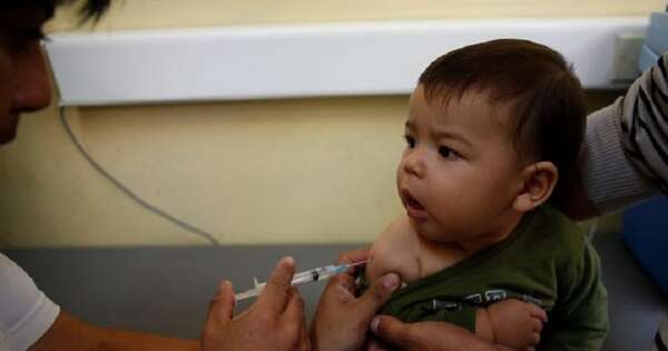 La Nación / Pediatras solicitan aumentar presupuesto para la compra de vacunas