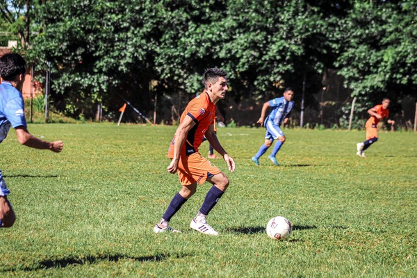 Fútbol Encarnaceno: Arranca la primera fecha de la segunda rueda con partidos claves