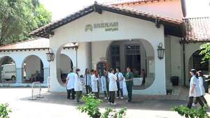 Ineram sin medicinas en terapia intensiva; director dice que provisión se está regularizando - Nacionales - ABC Color