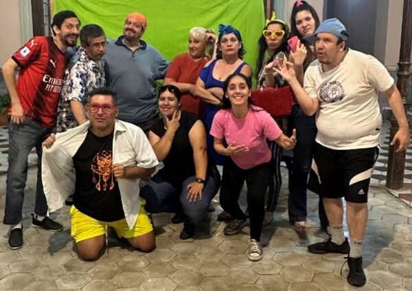 “History Time”, una comedia teatral inspirada en las redes sociales y plataformas digitales - Cultura - ABC Color