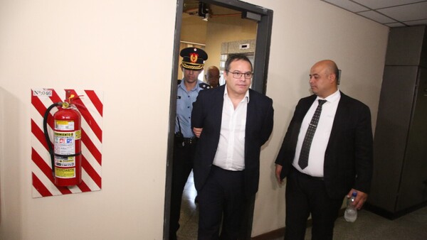 Inicio del juicio oral contra Carlos Granada pasa para abril de 2025