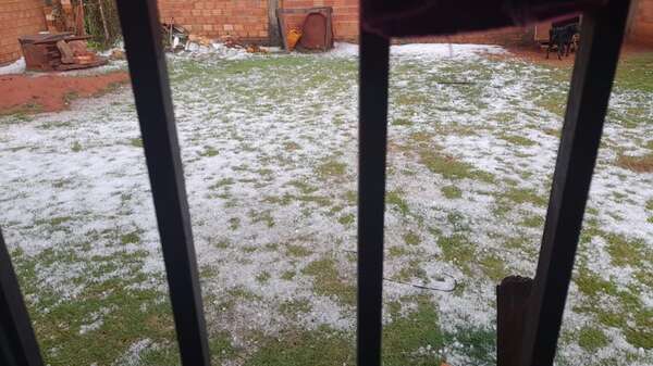 Video: tormenta con granizada afecta varias viviendas en Minga Guazú - ABC en el Este - ABC Color