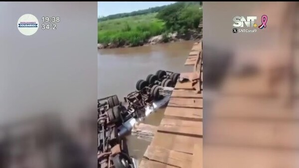 Camionero falleció al caer de un puente en mal estado - SNT