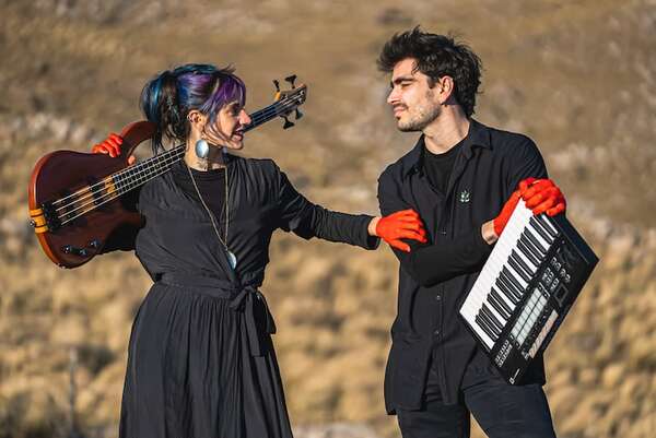 Dúo Mapas regresa para seguir “tejiendo vínculos genuinos y que tengan corazón” - Música - ABC Color