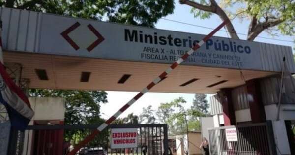 Diario HOY | Mujer imputada por golpear a su marido en plena Fiscalía y frente a sus hijos