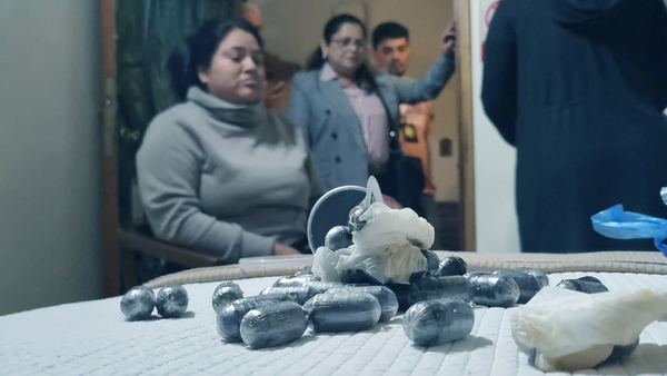 Red Internacional de Narcotráfico Desmantelada: Mujeres Transportaban Cápsulas de Cocaína