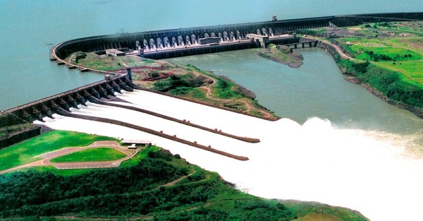 ITAIPU creará repositorio para producción científica y lanzará revista de investigación