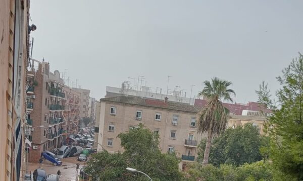 (VIDEO) Inundaciones repentinas dejan más de 60 muertos en Valencia, España