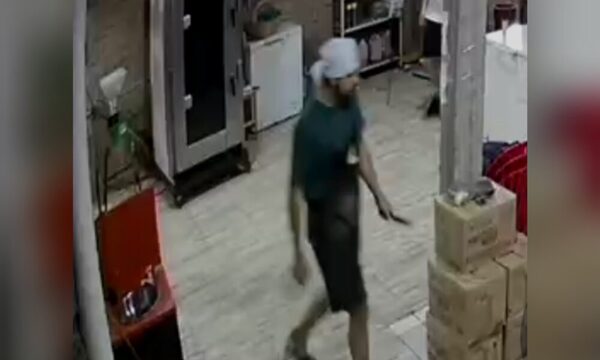 (VIDEO) ¡Chipero atrapado con las manos en la masa!: Se robó queso Paraguay por unos 20 millones de guaracas