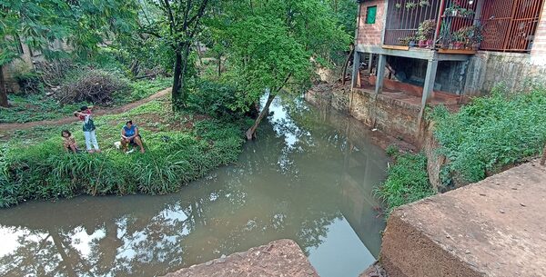 Insistirán para solucionar problemas de inundación en barrio Che la Reina de CDE - La Clave
