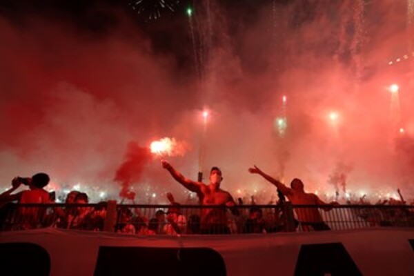 Clausuran estadio de River por uso de bengalas