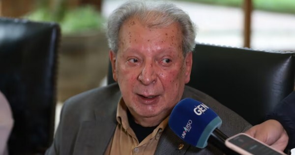 Calé empuja la constituyente y las bases quieren a Nicanor en una posible negociación