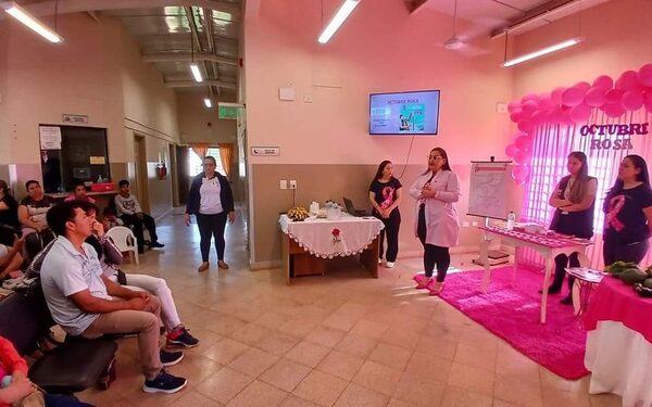 Cierre de #OctubreRosa en Juan León Mallorquín