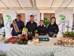FERIA DE SOCIOS DE COOPEDUC
