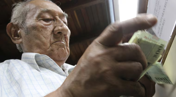 Anuncian inclusión de 16.000 nuevos beneficiarios al programa de adultos mayores