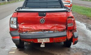 Ruta PY02: Cuádruple choque deja vehículos con daños materiales