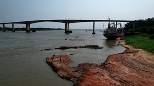 Situación crítica del río Paraguay afecta transporte fluvial y aumenta costo del flete - ADN Digital