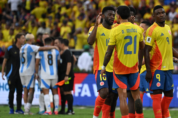 Versus / La FIFA sanciona a Colombia por "cánticos discrminatorios" contra Argentina